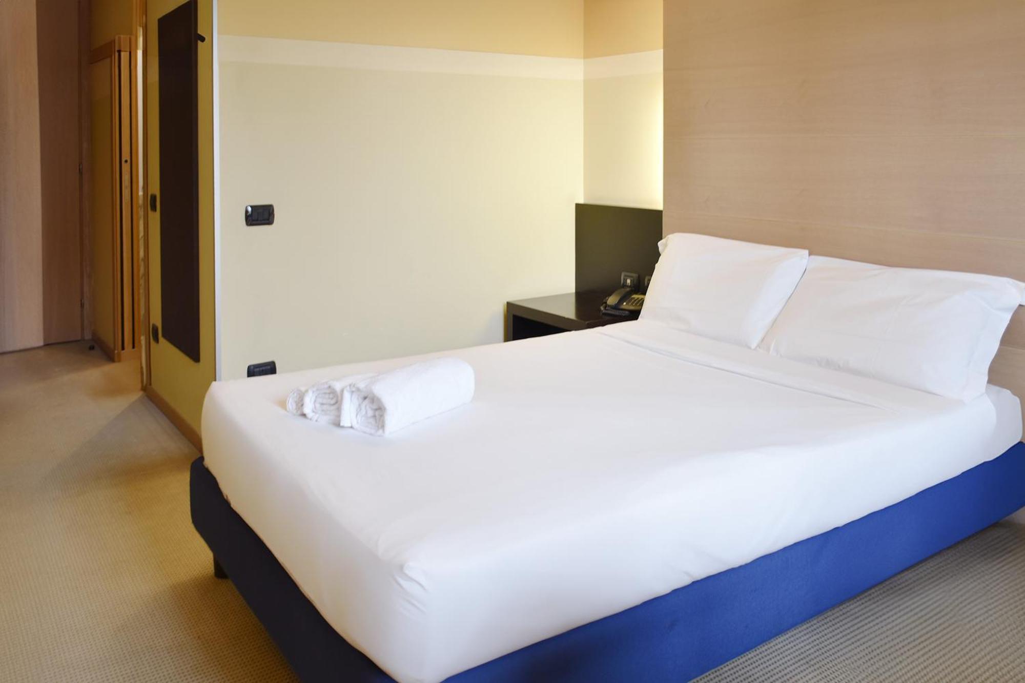 B&B Hotel Milano Cologno Studios Cologno Monzese Luaran gambar