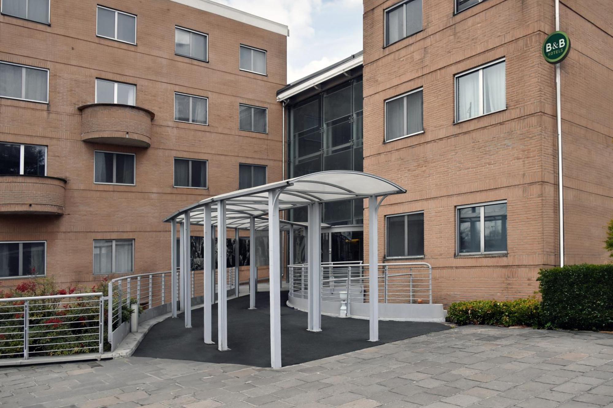 B&B Hotel Milano Cologno Studios Cologno Monzese Luaran gambar