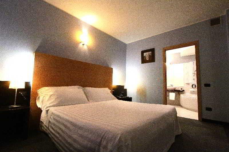 B&B Hotel Milano Cologno Studios Cologno Monzese Luaran gambar