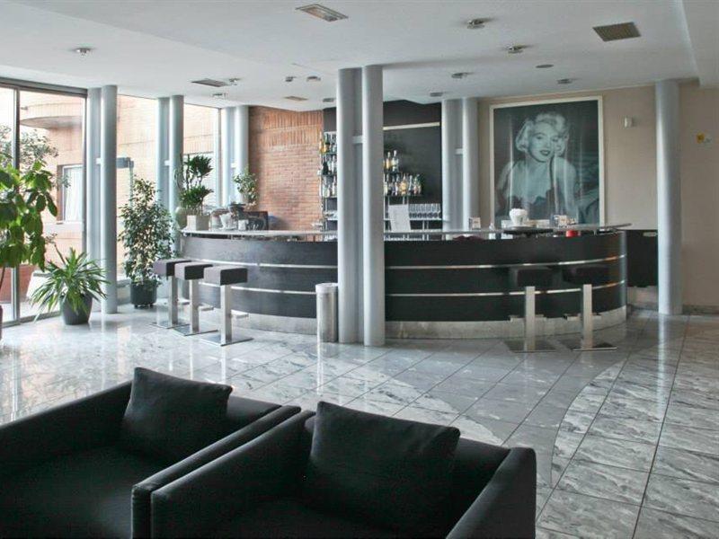 B&B Hotel Milano Cologno Studios Cologno Monzese Luaran gambar